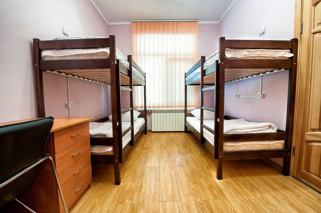 Pallet Hostel Kiev Rom bilde