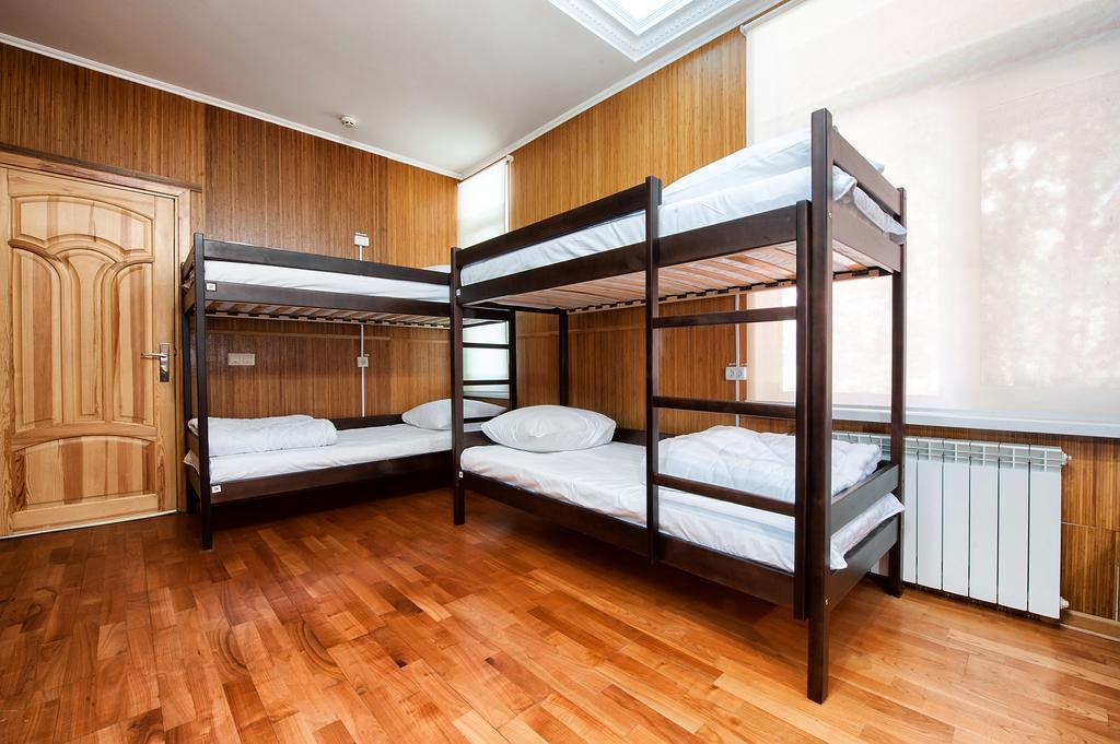 Pallet Hostel Kiev Rom bilde