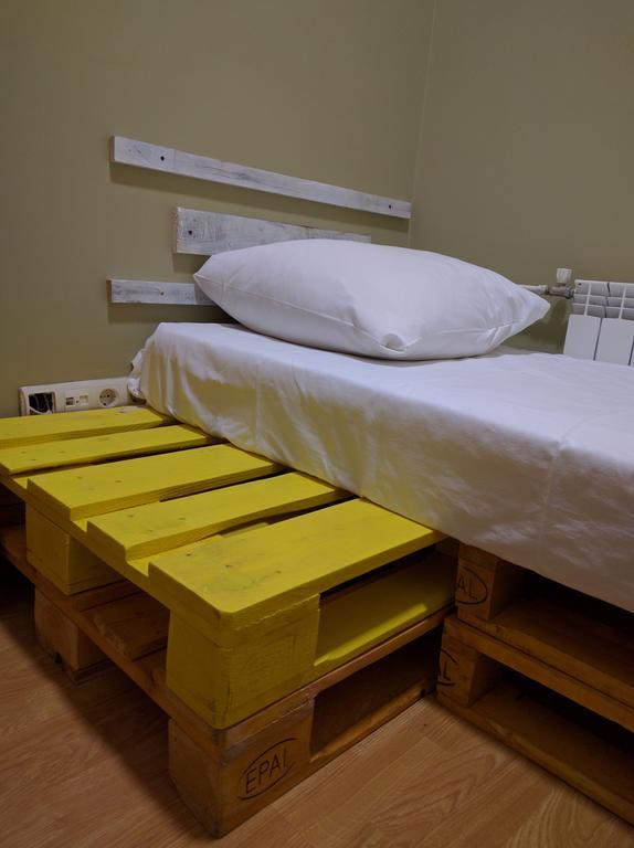 Pallet Hostel Kiev Eksteriør bilde