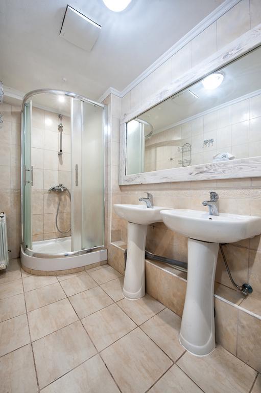 Pallet Hostel Kiev Eksteriør bilde