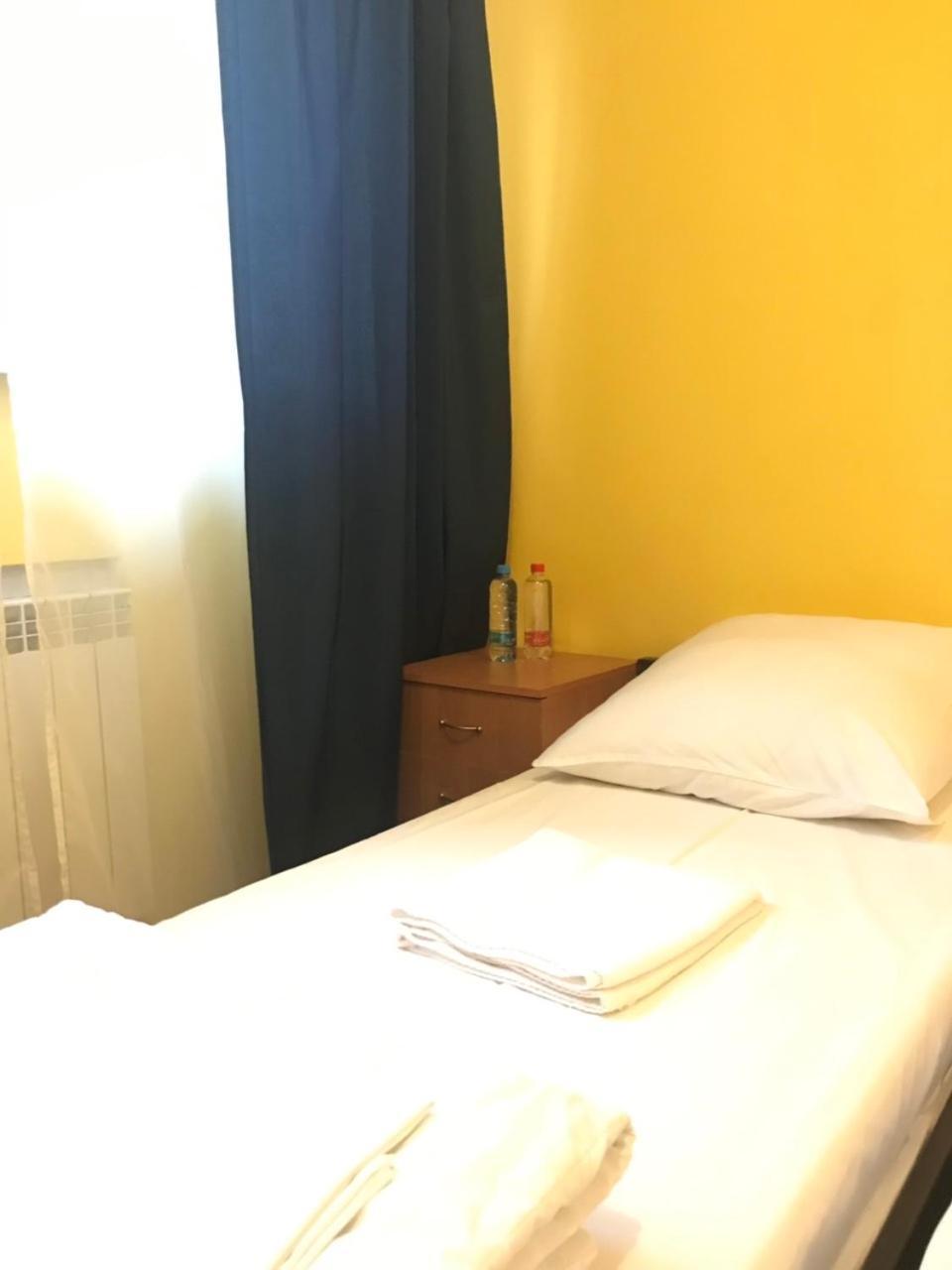 Pallet Hostel Kiev Eksteriør bilde