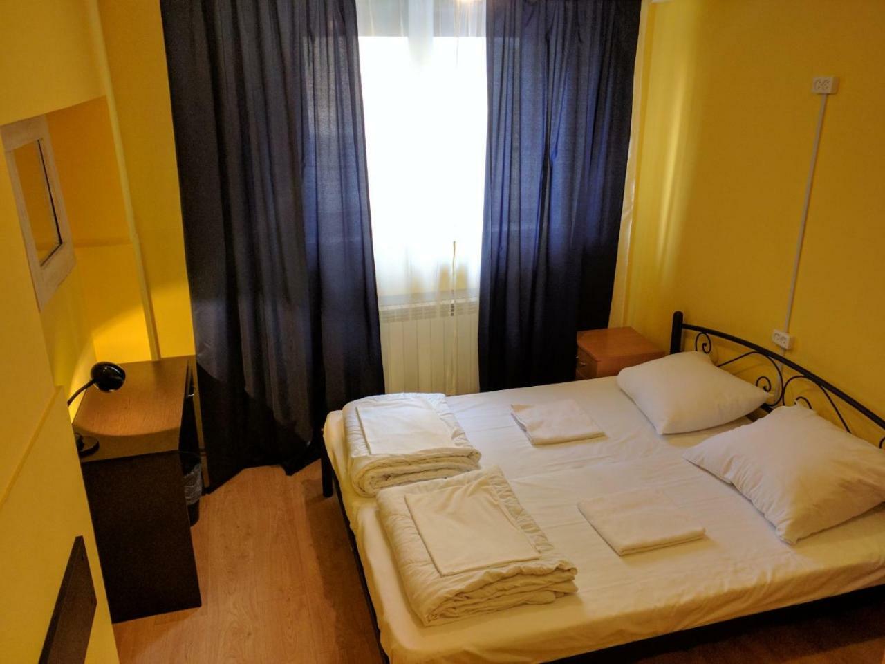 Pallet Hostel Kiev Eksteriør bilde